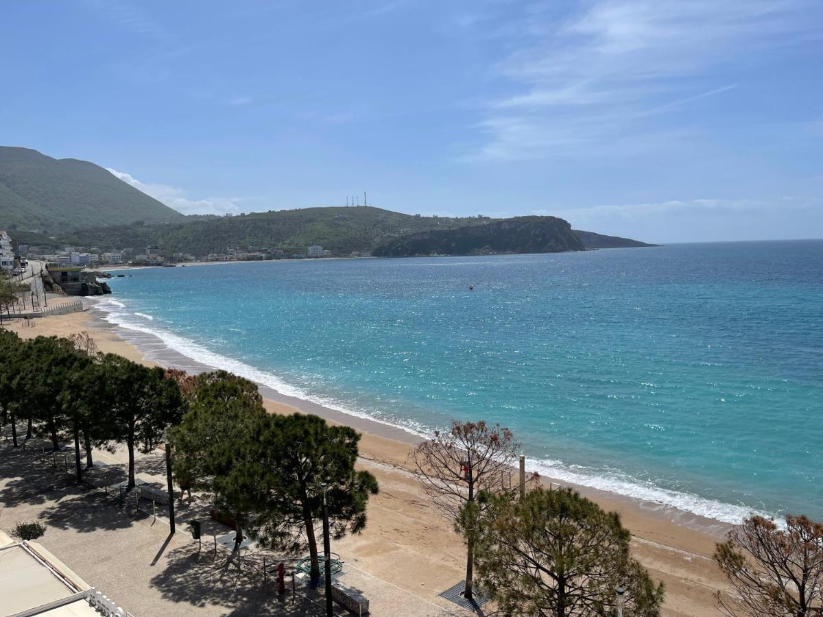 Hotel Veizi Himare Bagian luar foto